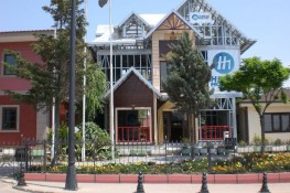 Hekim Holding Exhibition House